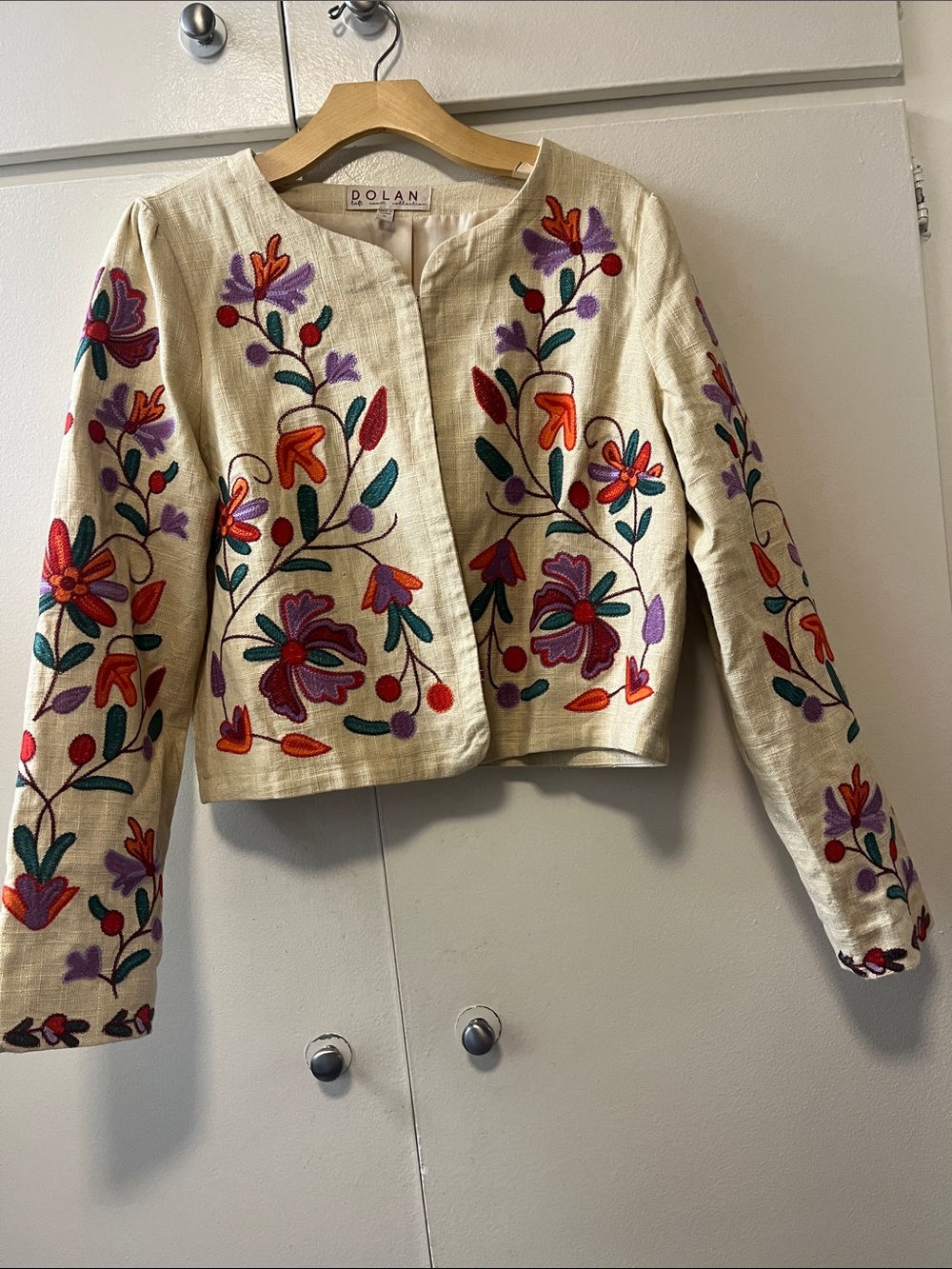dolan Cream Cropped Jacket with Multicolor Floral Embroidery